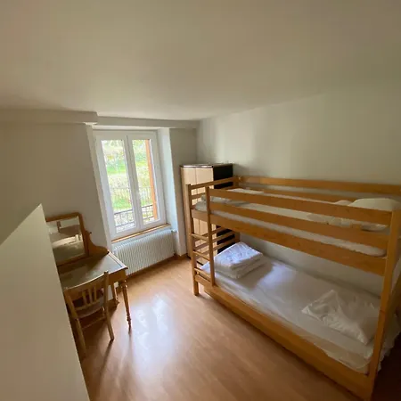 En Rez-de-jardin Appartement Pontgibaud